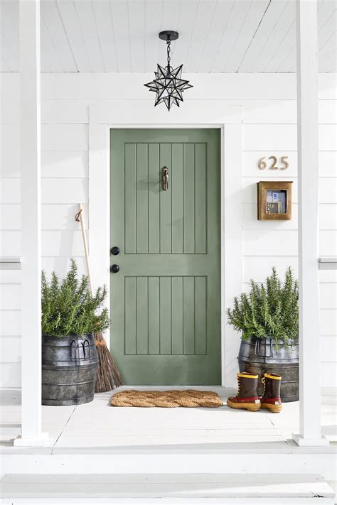 37 Gorgeous Farmhouse Front Door Ideas To Give Your Home A Makeover