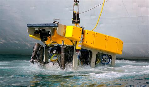 What does rov stand for? ROV/AUV - Norwegian Subsea