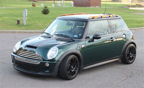 21k Mile 2005 Mini Cooper S For Sale On Bat Auctions Sold For 13500