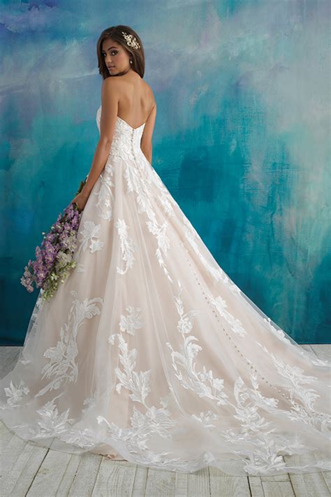 9502 Allure Bridals Wedding Dress Adelaide Bridal Emporium Exclusive