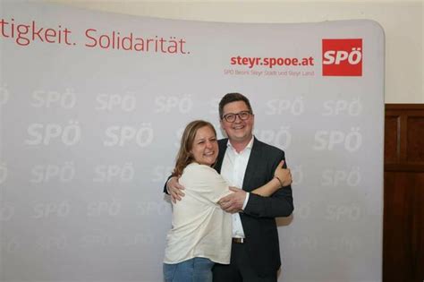 SpÖ Bezirkskonferenz Katrin Auer Wurde Mit 100 Prozent Als Bezirksvorsitzende Gewählt Steyr
