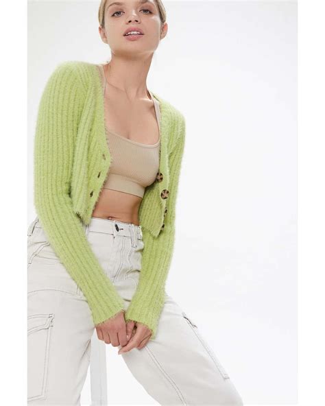 urban outfitters uo rochelle fuzzy cropped cardigan in green lyst