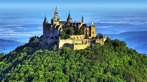 Most Famous Castles In The World