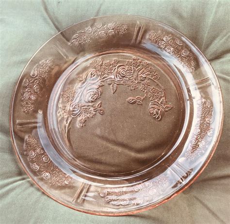 Pink Depression Glass Plate With Etched Rose Floral Desígn Etsy