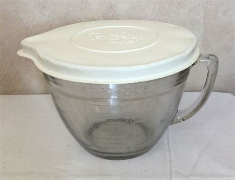 Pampered Chef Glass Measuring Cup 8 Cup 2 Quart With Lid Pamperedchef