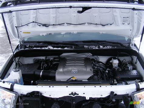 2010 Toyota Sequoia Sr5 4wd 57 Liter I Force Dohc 32 Valve Vvt I V8