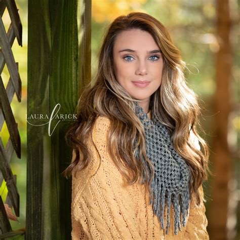 Fall Splendor Senior Pictures Laura Arick Photography