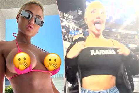 Onlyfans Model Kicked Out For Flashing Boobs At Raiders Game Watch Msnbctv News