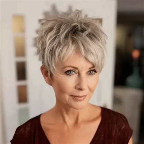 100 Classic Short Haircuts For Older Women In 2024 Artofit