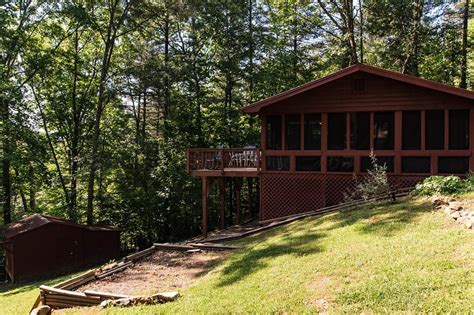 Cozy North Ga Mountain Cabin Has Cablesatellite Tv And Patio Updated