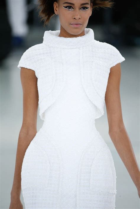 Chanel Spring 2014 Couture Fashion Show Idées De Mode Style Couture