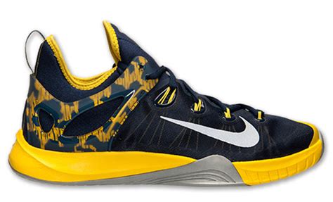 Introducing paul george's first signature shoe. Another Paul George Pair of the Nike Zoom HyperRev 2015 ...