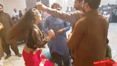 Mehak Malik In Wedding Dance At Dhola Ve Dhola 2017 Youtube