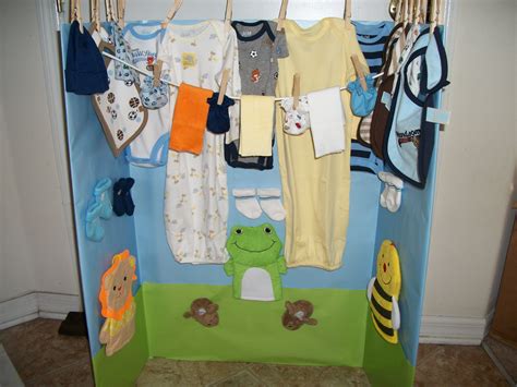 Also offer additional enticing features such as the ability to make sounds, and even baby present. Baby shower present | Baby shower presents, Cute gifts ...