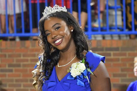2022 Homecoming Queen Ceremony - Hi Def