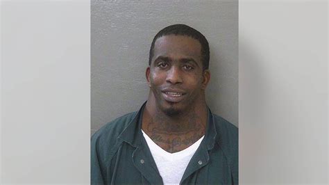 Florida Man’s Mugshot Goes Viral Draws A Slew Of ‘neck’ Jokes All World Report
