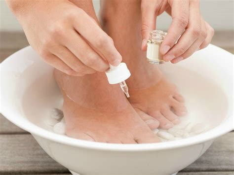 We researched the best foot soaks that will help you relax and bring the spa back home. 10 DIY foot soaks and scrubs to cure dry, cracked heels