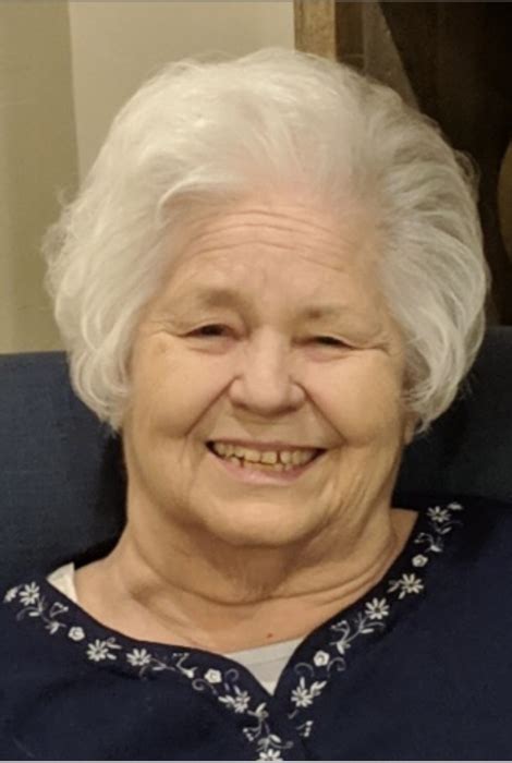 daisy holt obituary 2020 lindquist mortuary