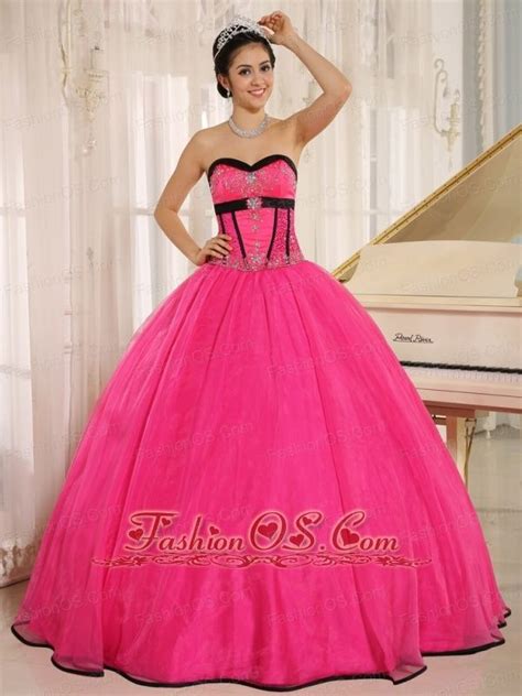 Hot Pink Sweetheart Qunceanera Dress With Beaded Decorate Oganza In Cochabamba Hot Pink