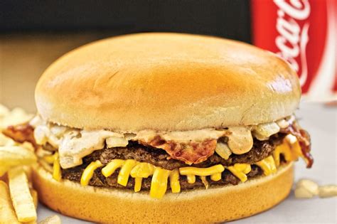 Whataburgers Popular Chop House Cheddar Burger Is Back In Texas For A