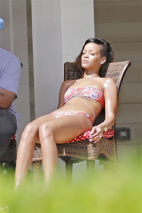 Rihanna In Bikini Relaxing Poolside In Hawaii Magazine Photoshoot Actress Models Celebs