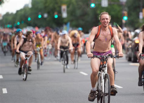 Ingov Ny Fed Lzet Leveg Philadelphia Naked Bike Ride Pol Roz S