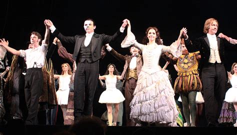 ‘el Fantasma De La Ópera Se Despide De Broadway Al Día News