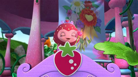 Strawberry Shortcake Bloomins Berry Garden Clip Youtube