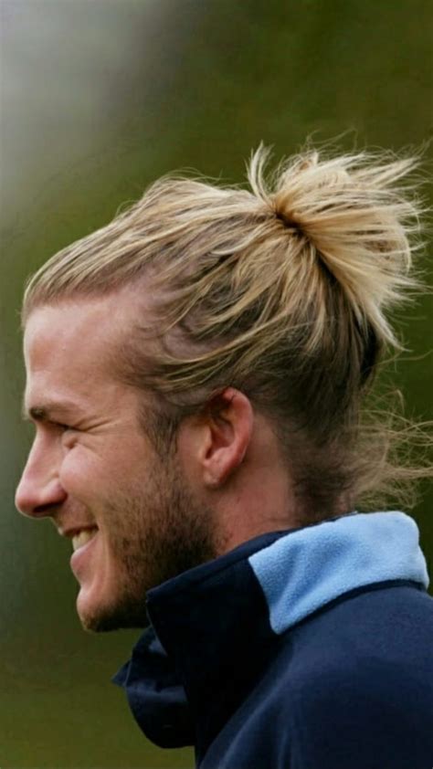 A List Of David Beckhams Most Iconic Hairstyles Vlrengbr