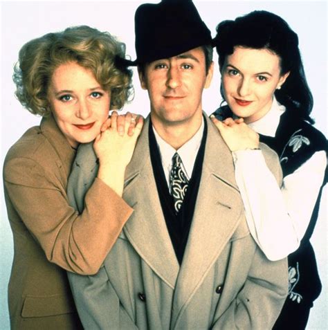 Time Travel Sitcom Goodnight Sweetheart Returning After Break Of 17