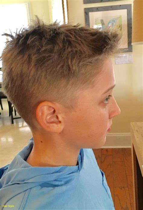 It is tapering from the top and medium fade from the sides. nett Coole Jungs Frisuren 2019 | Boys haircuts, Boy ...
