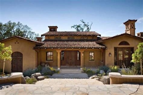 As you may know, i love mexican architecture. Fabulous hacienda style homes ideas...decorating tips ...