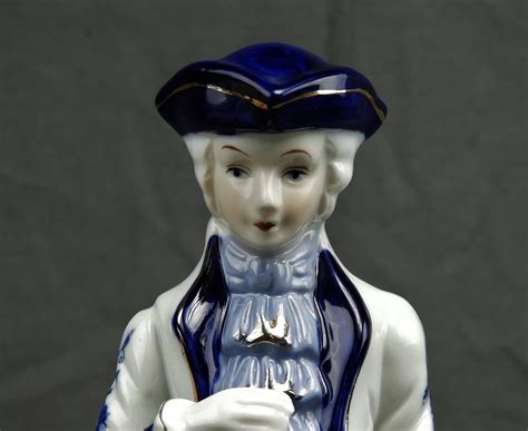 Vintage Colonial Figure Porcelain Statue Young George Washington