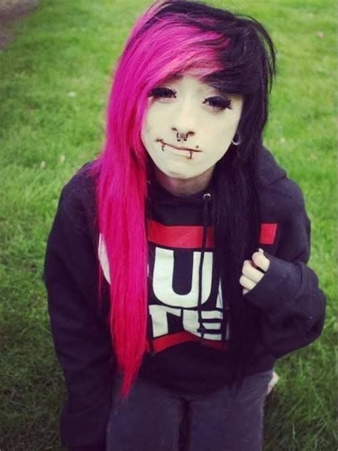 Want My Hair Exactly That Pink ~~ Emo Scene Hair Cool Hairstyles Scene Hair