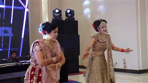 indian punjabi wedding mother daughter performance ghoomar song special dance performance