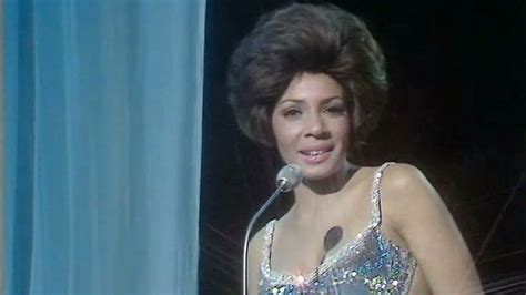 Bbc Four Sings Bond Diamonds Are Forever Shirley Bassey