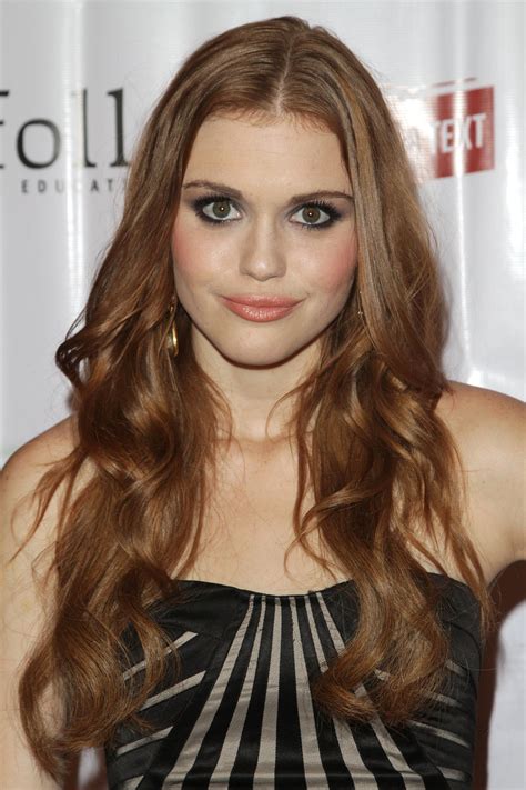 Holland Roden Love Love Her Hair Styles Celebrity Hairstyles Textured Hair