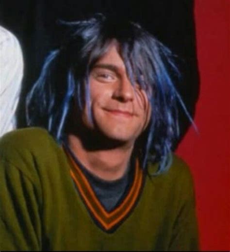 500 x 581 jpeg 51 кб. Kurt Cobain love the blue hair :) | Kurt cobain, Donald ...