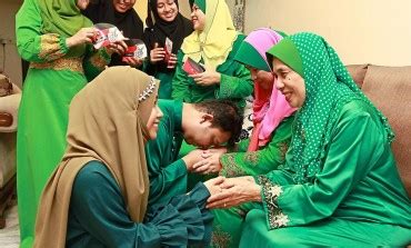 Selamat berbagi dan selamat hari raya idul adha 1438h. 4 Jenis Sambutan Perayaan Kaum Melayu Di Malaysia Selain ...