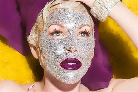 Bb Trend Alert Glitter Face Masks