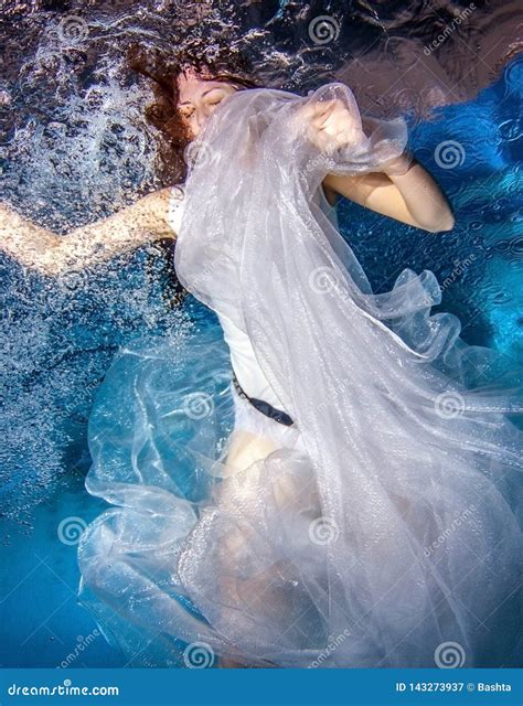 Sexy Woman Swimming Underwater Stock Images Download 14 Royalty Free Photos