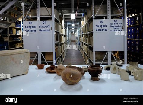 Bet Shemesh Israel 19th March Ancient Clay Vessels Stored At The