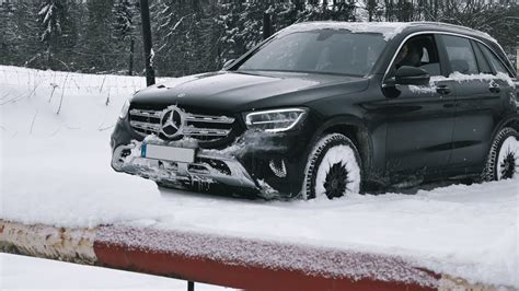 Mercedes Glc 400d 4matic 4x4 Deep Snow Test Youtube