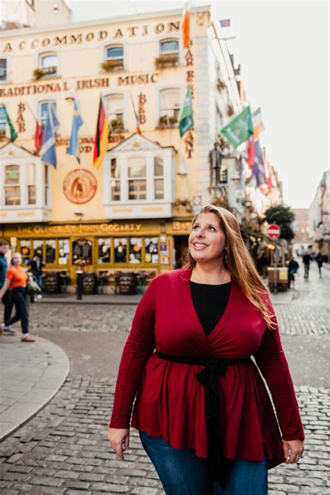 The Best Travel Clothes For Curvy Women Eat Sleep Breathe Travel