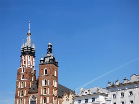 Krakow Outdoors - Special Guide for Active Travellers [2018]