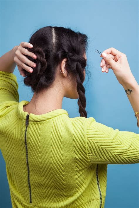 That is definitely on the list of cute things girls do to make guys appreciate and love them a lot more. Wet Hairstyles - What To Do WIth Damp Hair, Cute Looks ...