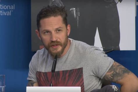 Tom Hardy Shuts Down Reporter Asking About His Sexuality What On Earth Are You On About