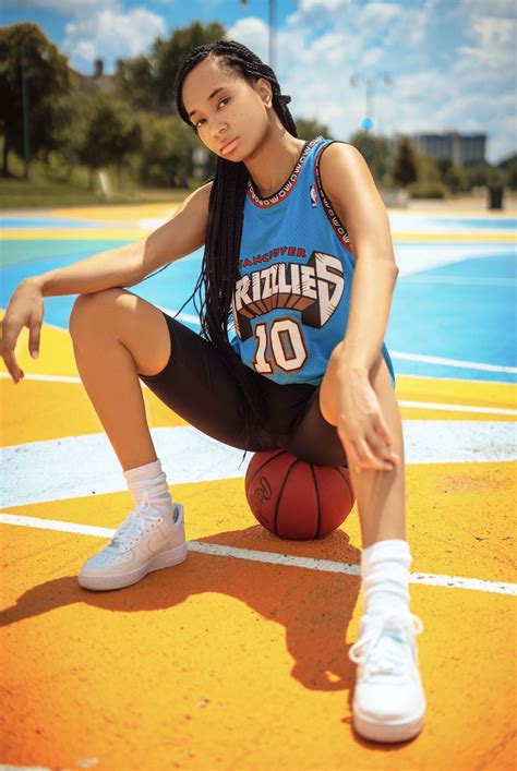 Sporty Photoshoot In 2020 Basketball Photography