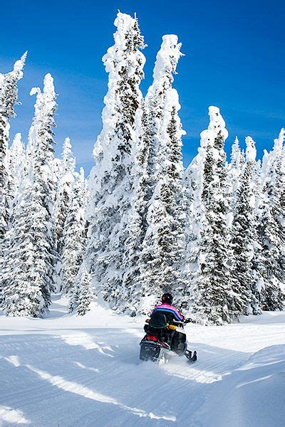 Snowmobiling Up To Two Top Mt In West Yellowstone Yellowstone Trip