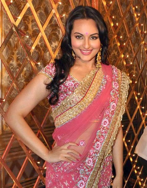Bollywood Check Sonakshi Sinha In Saree Hq Pictures